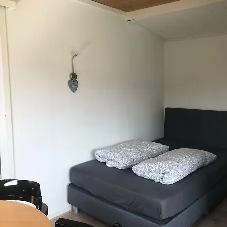 713 Hébergement de vacances